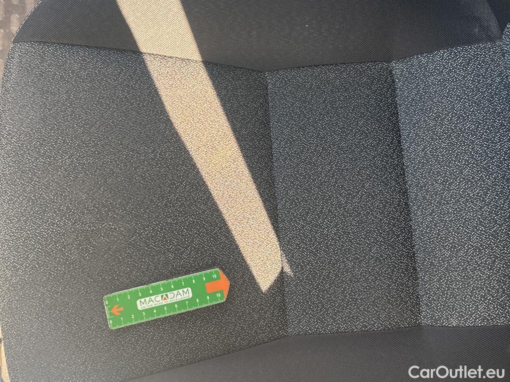  Fiat  Ducato FIAT  VU 4p Fourgon Maxi 3 5 XL H2 2 3 Mjet 130 Pack Pro Nav #94