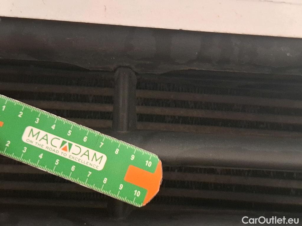  Nissan  NV400 NISSAN  / 2014 / 4P / Fourgon tôlé L2H2 2.3 dCi 165 EUVI S/S 3t5 N-Connecta #11