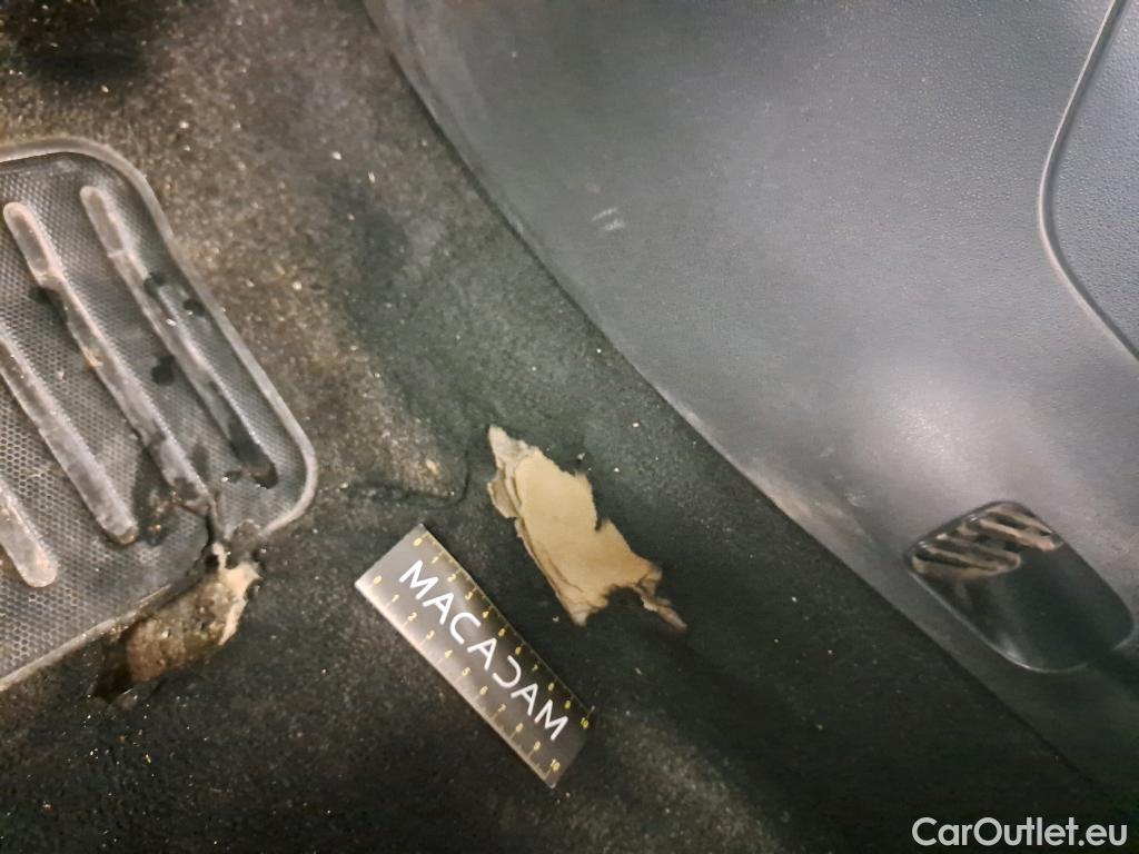  Citroen  C4 Cactus  Feel Nav Société 1.5 BlueHDi 100CV BVM6 E6dT #4