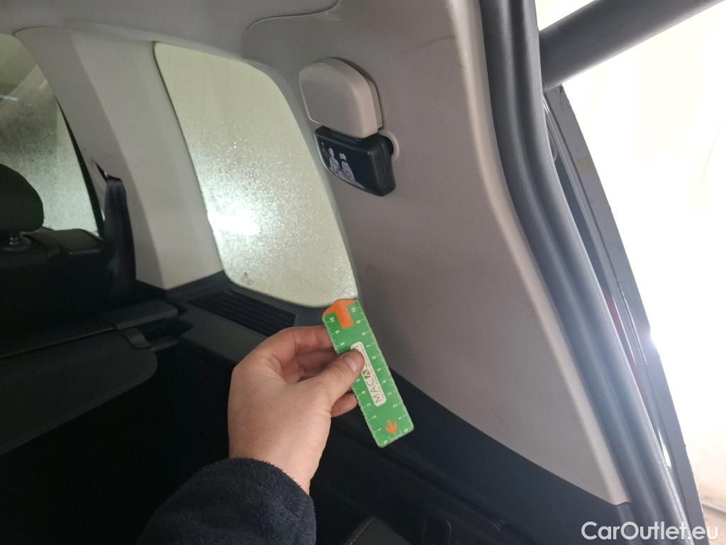  Volkswagen  Touran  IQ.Drive Start-Stop 2.0 TDI 150CV BVA7 E6dT #30