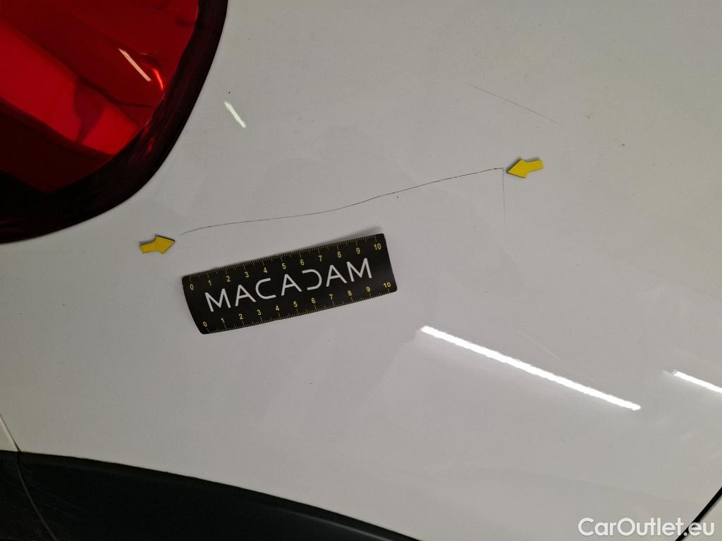  Citroen  C3  Société Feel 1.5 BlueHDI 100CV BVM6 E6d #20