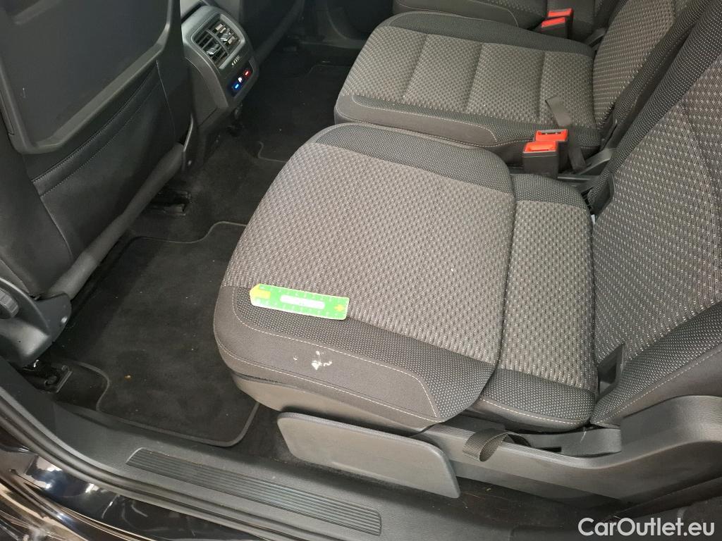  Volkswagen  Touran  IQ.Drive Start-Stop 2.0 TDI 150CV BVA7 E6dT #1