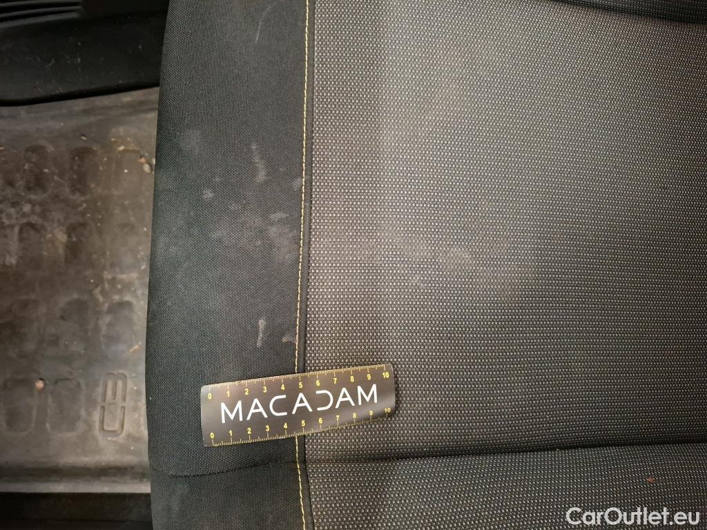  Citroen  C3  Société Feel 1.5 BlueHDI 100CV BVM6 E6d #37