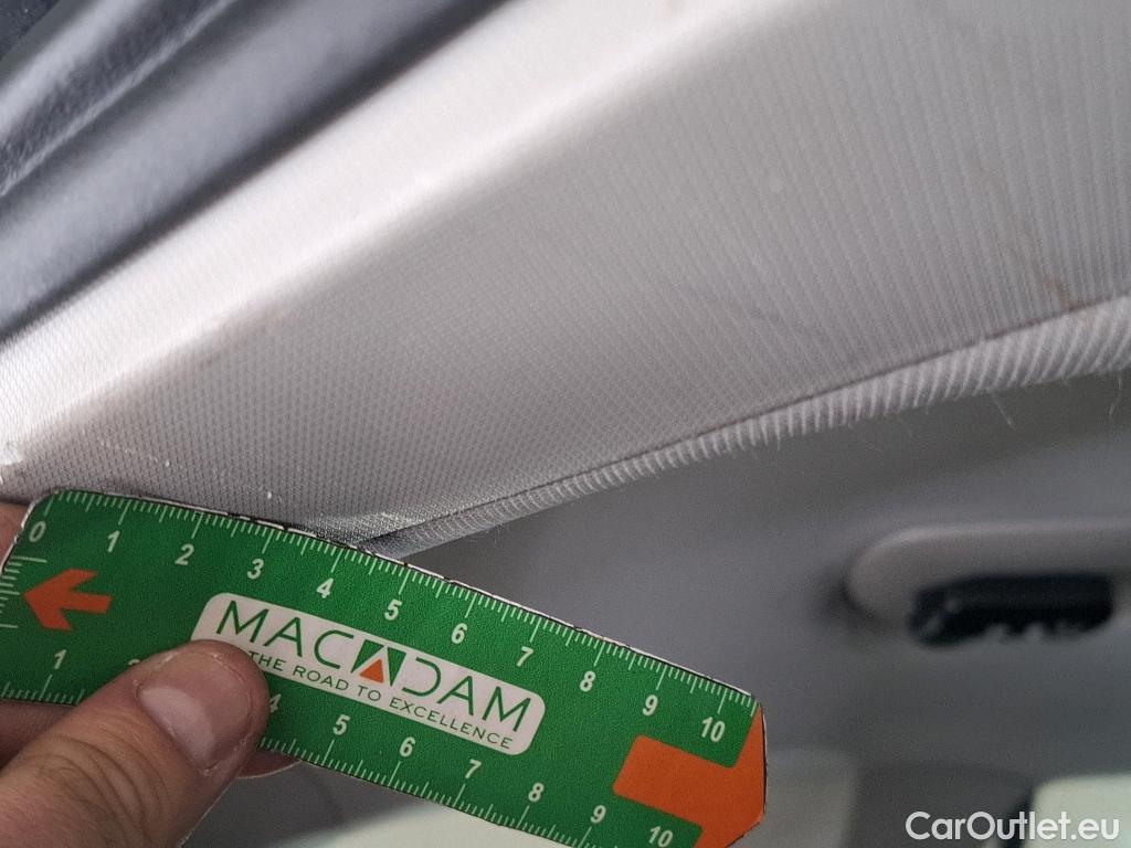  Volkswagen  Touran  IQ.Drive Start-Stop 2.0 TDI 150CV BVA7 E6dT #36