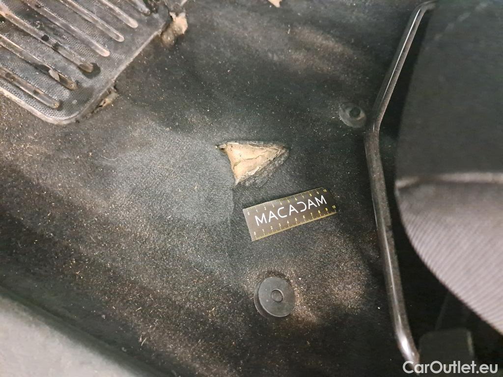  Citroen  C4 Cactus  Feel Nav Société 1.5 BlueHDi 100CV BVM6 E6dT #3