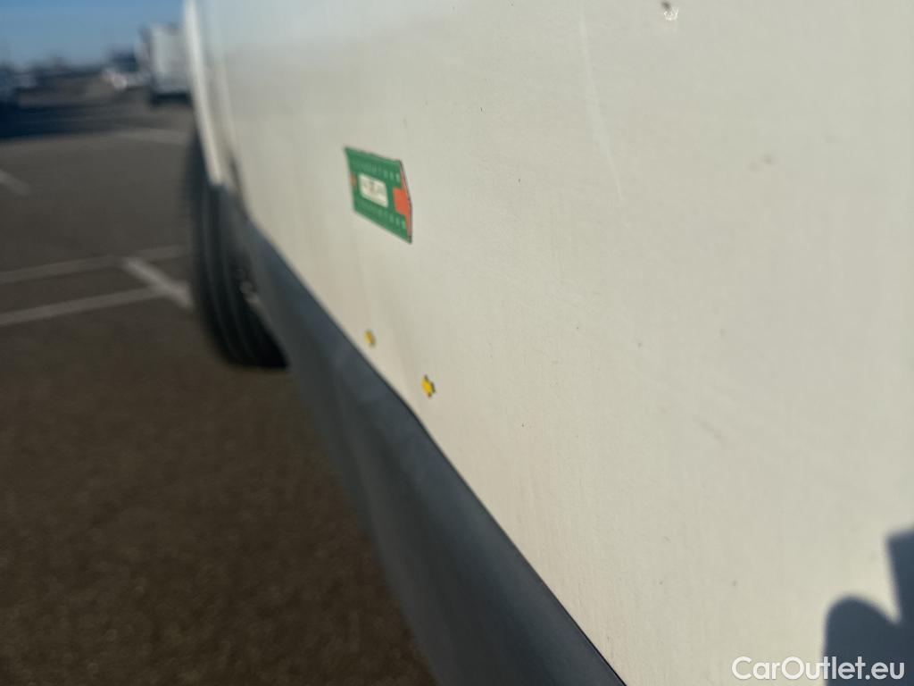  Fiat  Ducato FIAT  VU 4p Fourgon Maxi 3 5 XL H2 2 3 Mjet 130 Pack Pro Nav #33