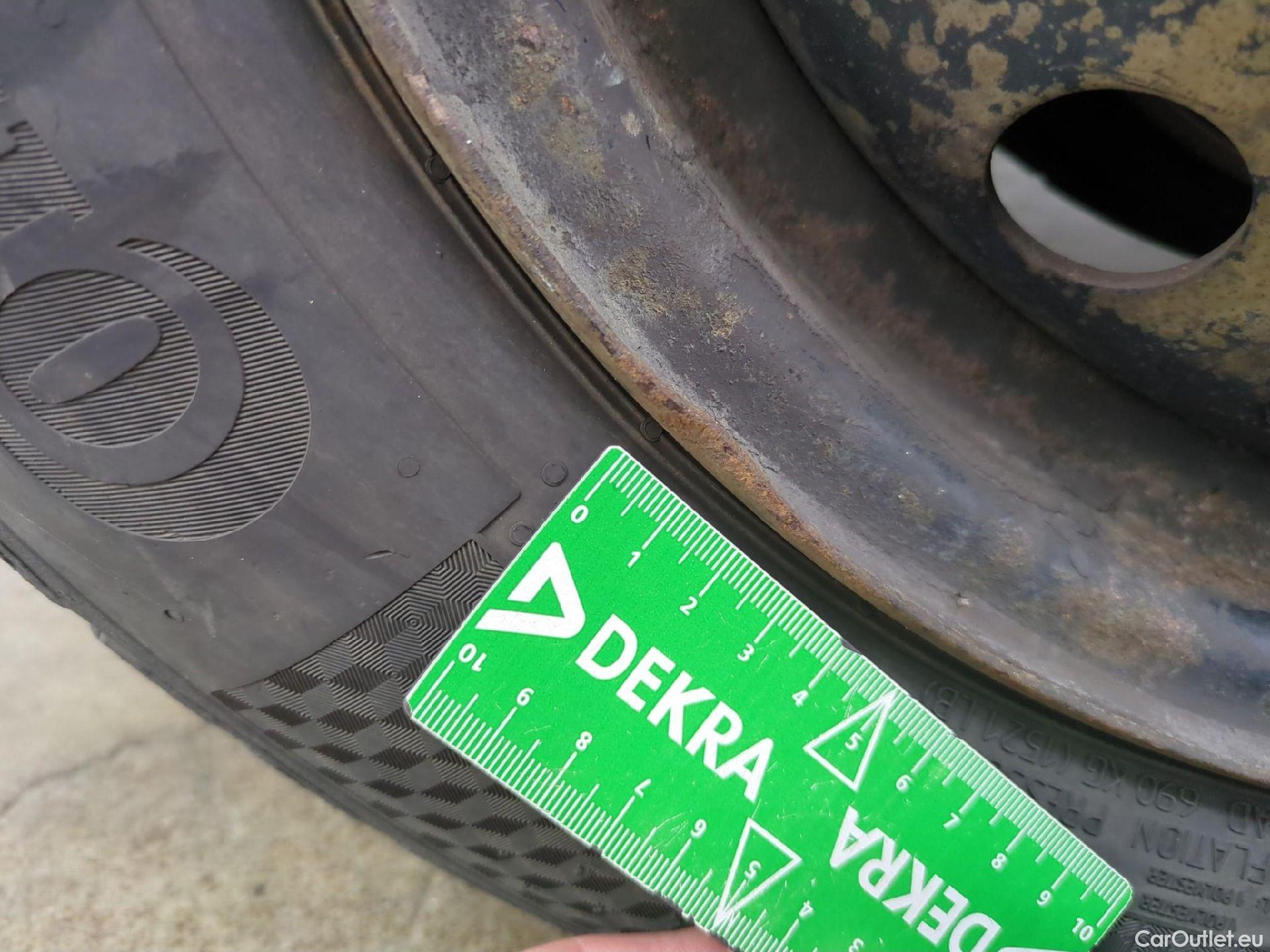  Renault  Kangoo  II Express Extra (Série Spéciale) 1.5 dCi 110CV BVA6 E6 #19