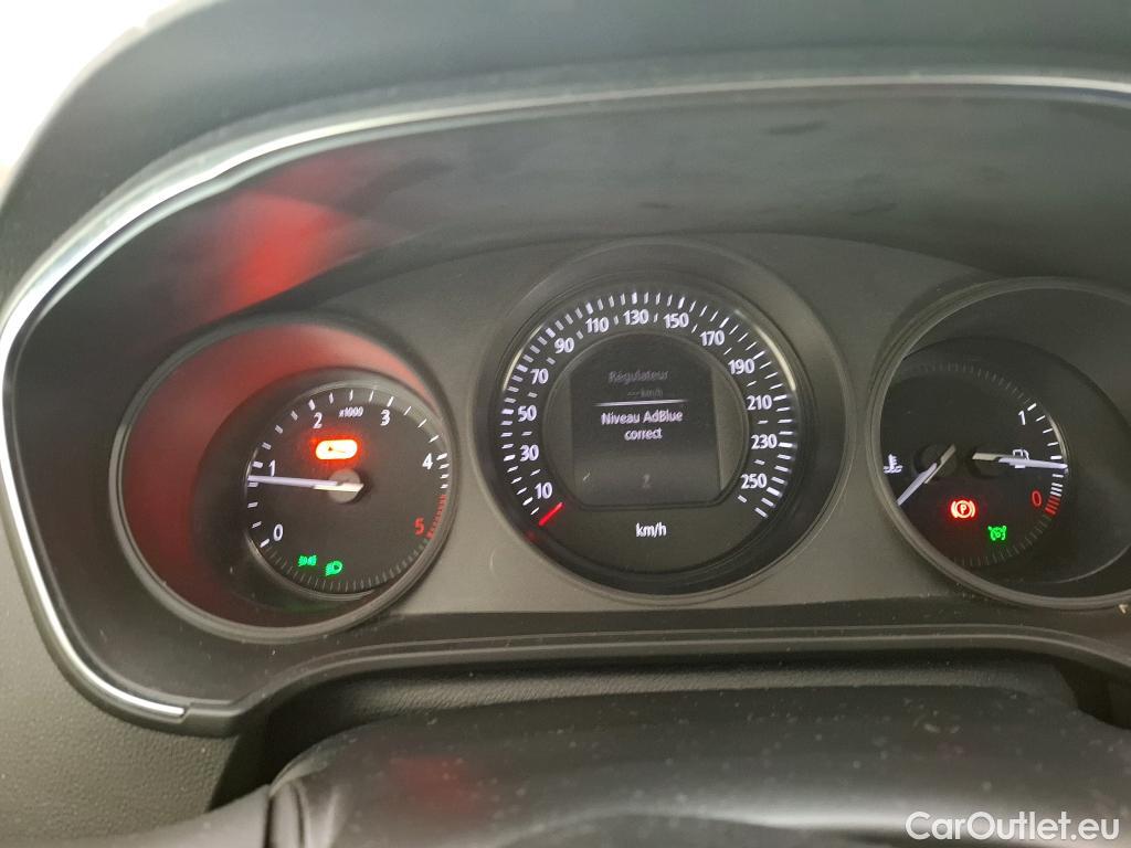  Renault  Megane  IV Berline 5pt. Société Air Nav 1.5 dCi 90CV BVM6 E6 #28