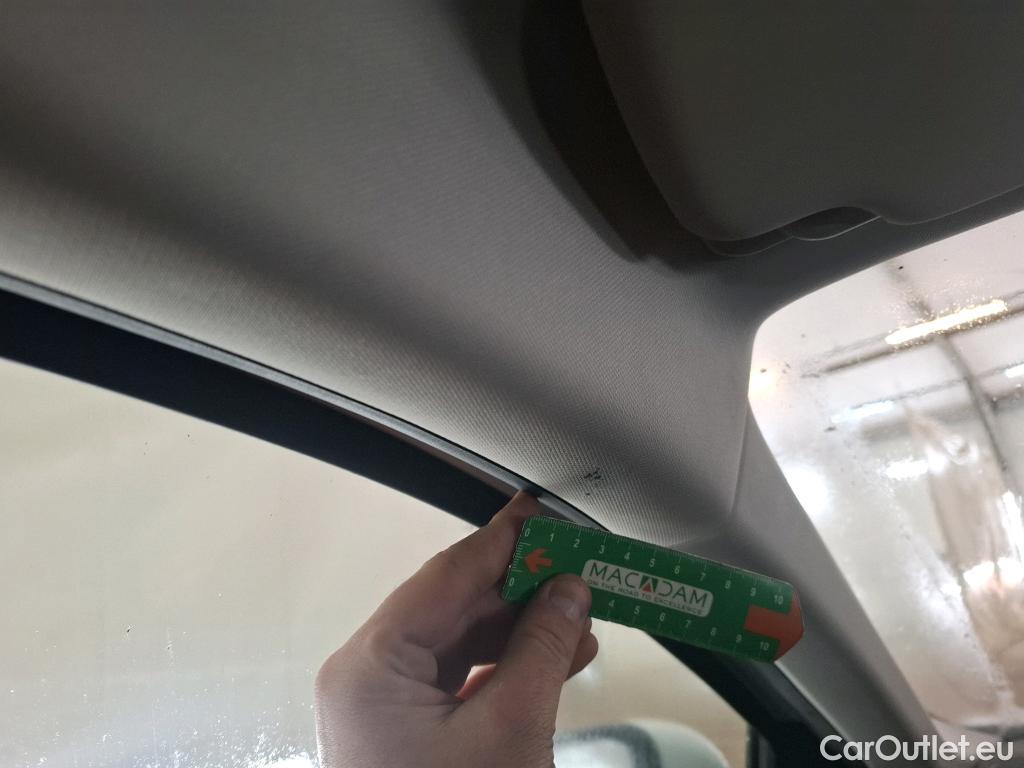  Renault  Megane  IV Berline 5pt. Société Air Nav 1.5 dCi 90CV BVM6 E6 #1