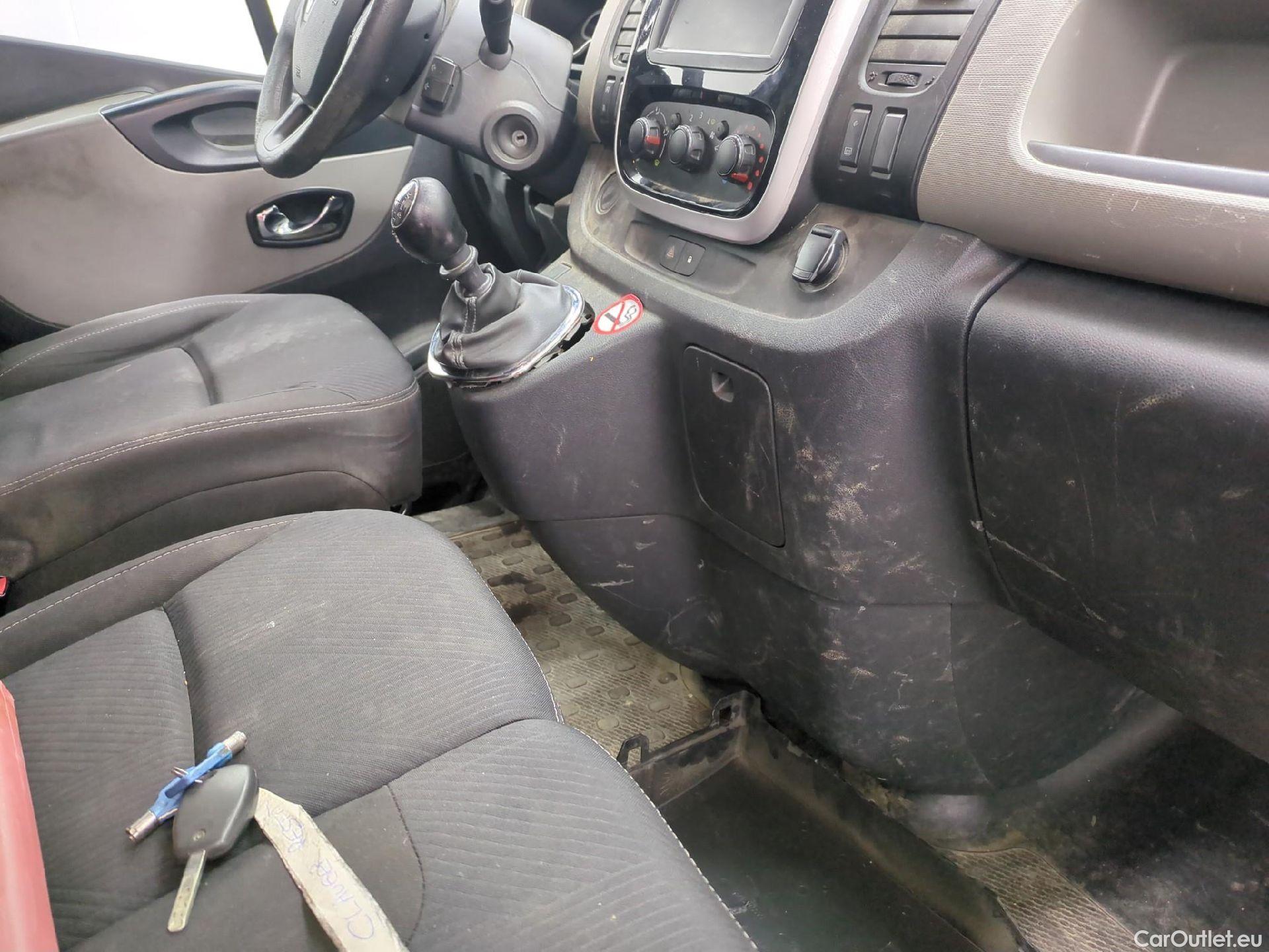  Renault  Trafic  Furgon Grand Confort L1H1 1000 1.6 dCi 120CV BVM6 E6 #56