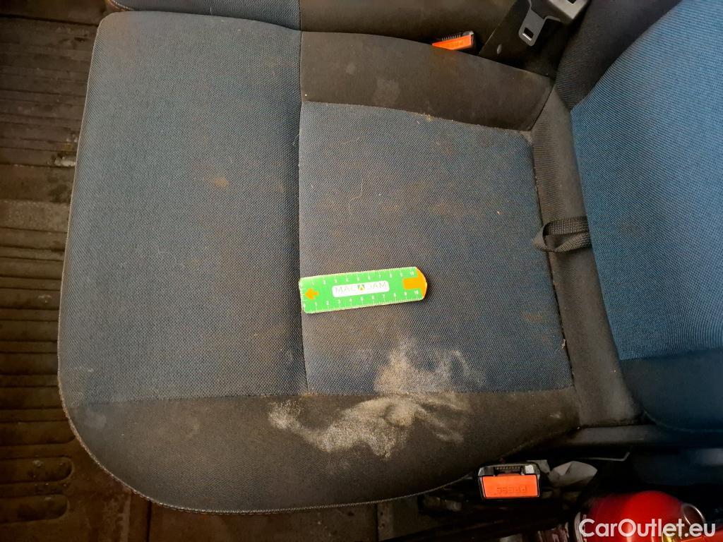  Renault  Master  III Fourgon L3H3 3 5 Grand Confort 2.3 dCi 130CV BVM6 E6 #86