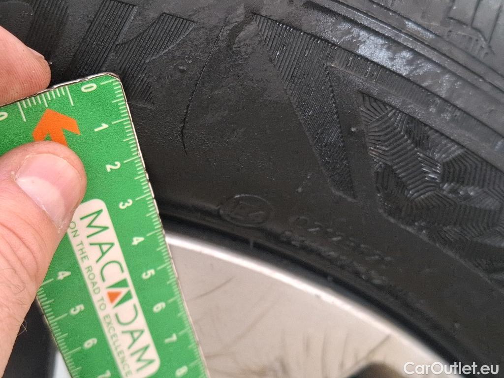  Renault  Megane  IV Berline 5pt. Société Air Nav 1.5 dCi 90CV BVM6 E6 #19