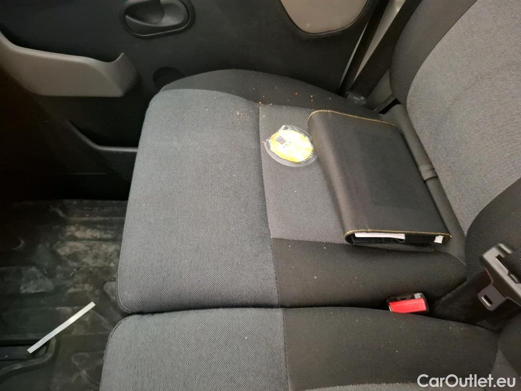  Renault  Master RENAULT  / 2014 / 4P / Fourgon tôlé &FG GCf Trac F3500 L2H2 dCi 110 Euro6 #36