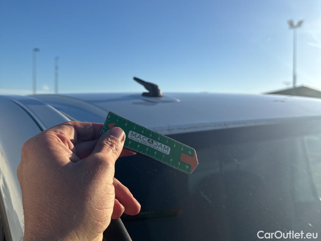  Renault  Trafic RENAULT  / 2019 / 4P / Fourgon tole FG GCF L1H1 1000 dCi 120 #39