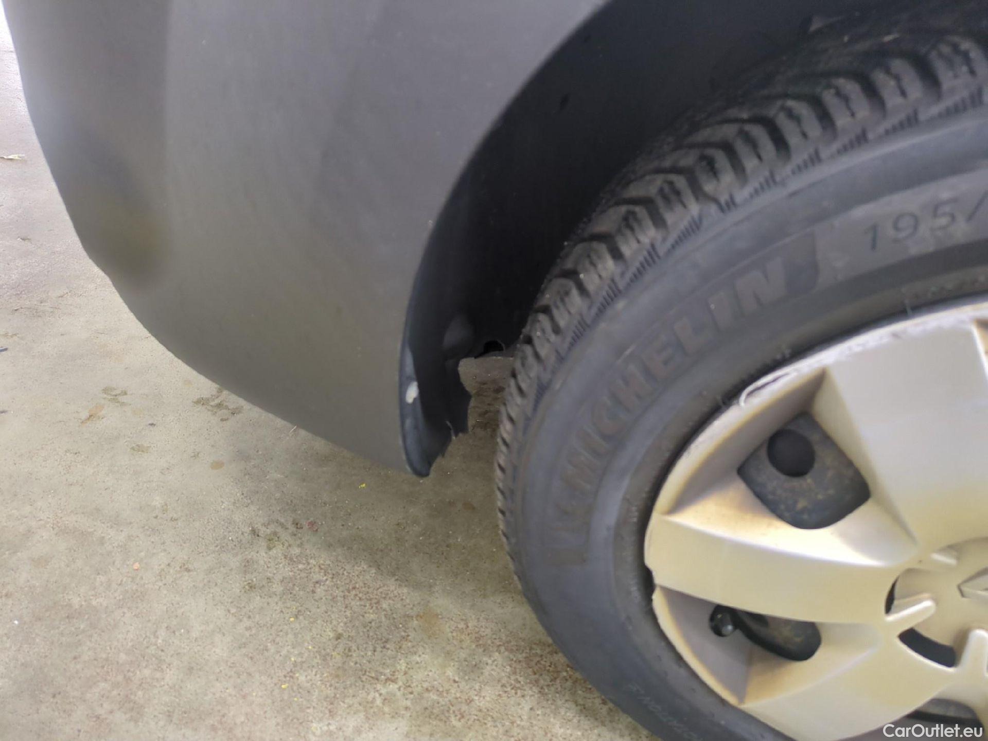  Renault  Kangoo  II Express Extra (Série Spéciale) 1.5 dCi 110CV BVA6 E6 #5