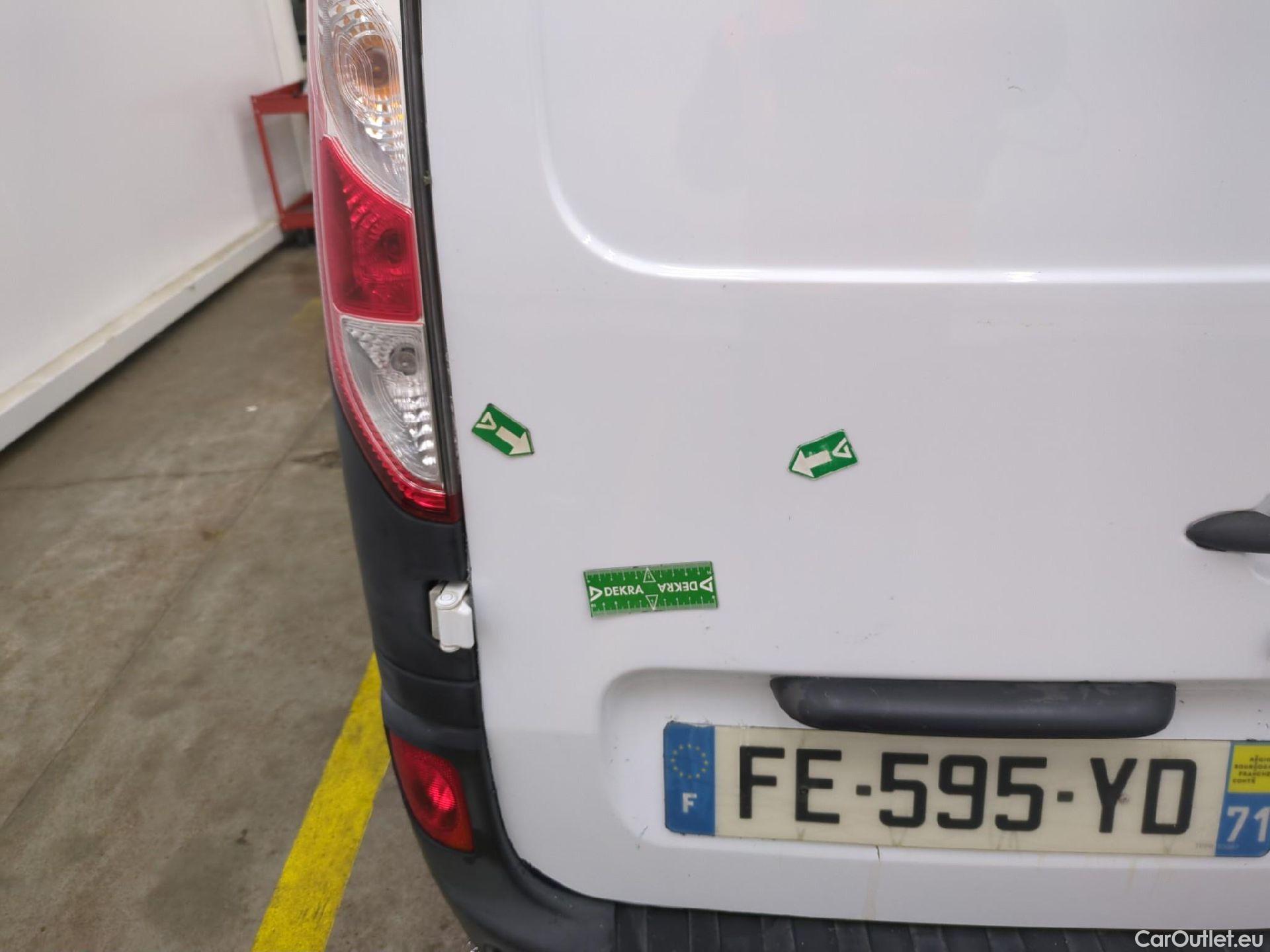  Renault  Kangoo  II Express Extra (Série Spéciale) 1.5 dCi 110CV BVA6 E6 #15