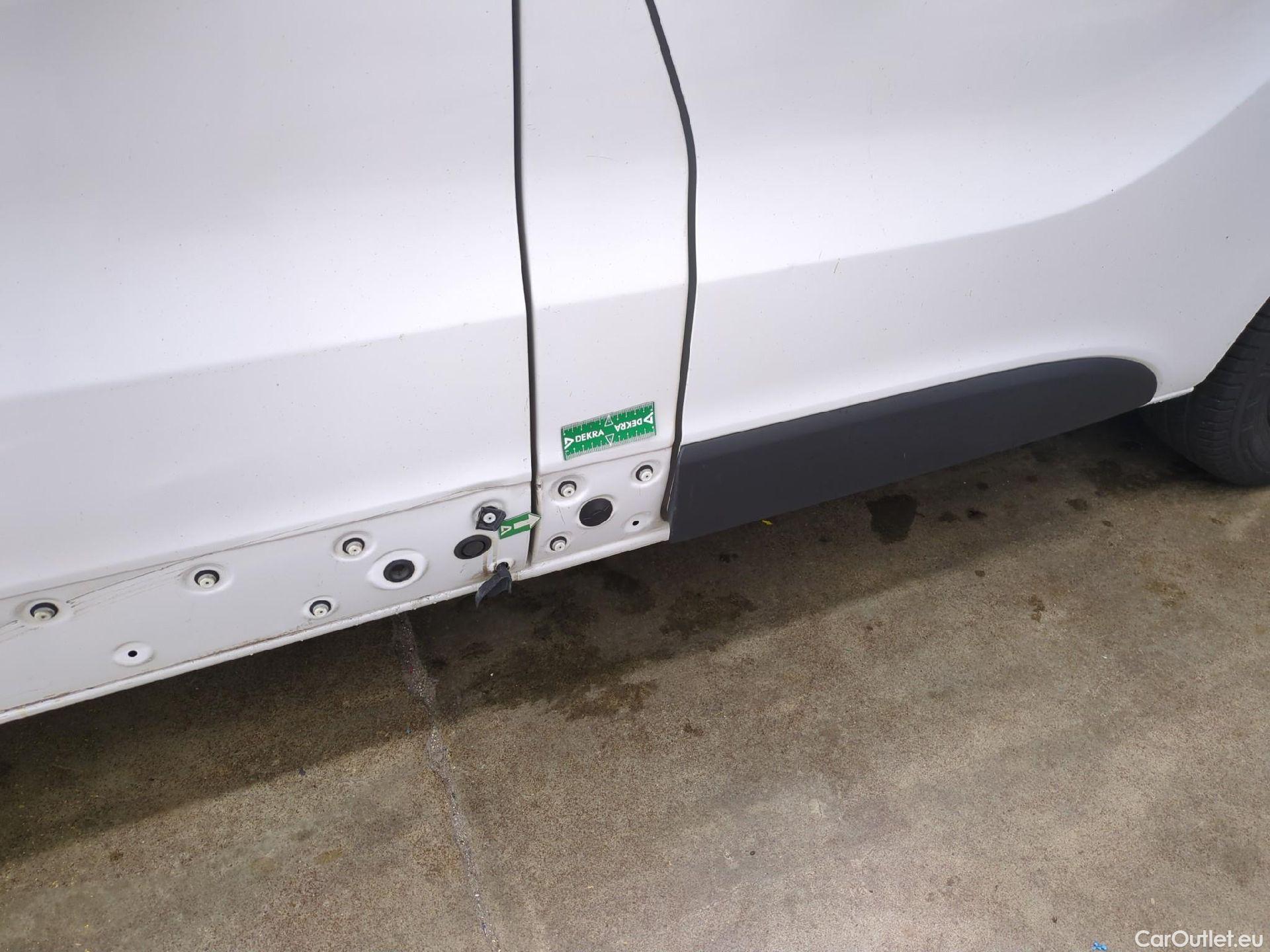  Renault  Trafic  Furgon Grand Confort L1H1 1000 1.6 dCi 120CV BVM6 E6 #48