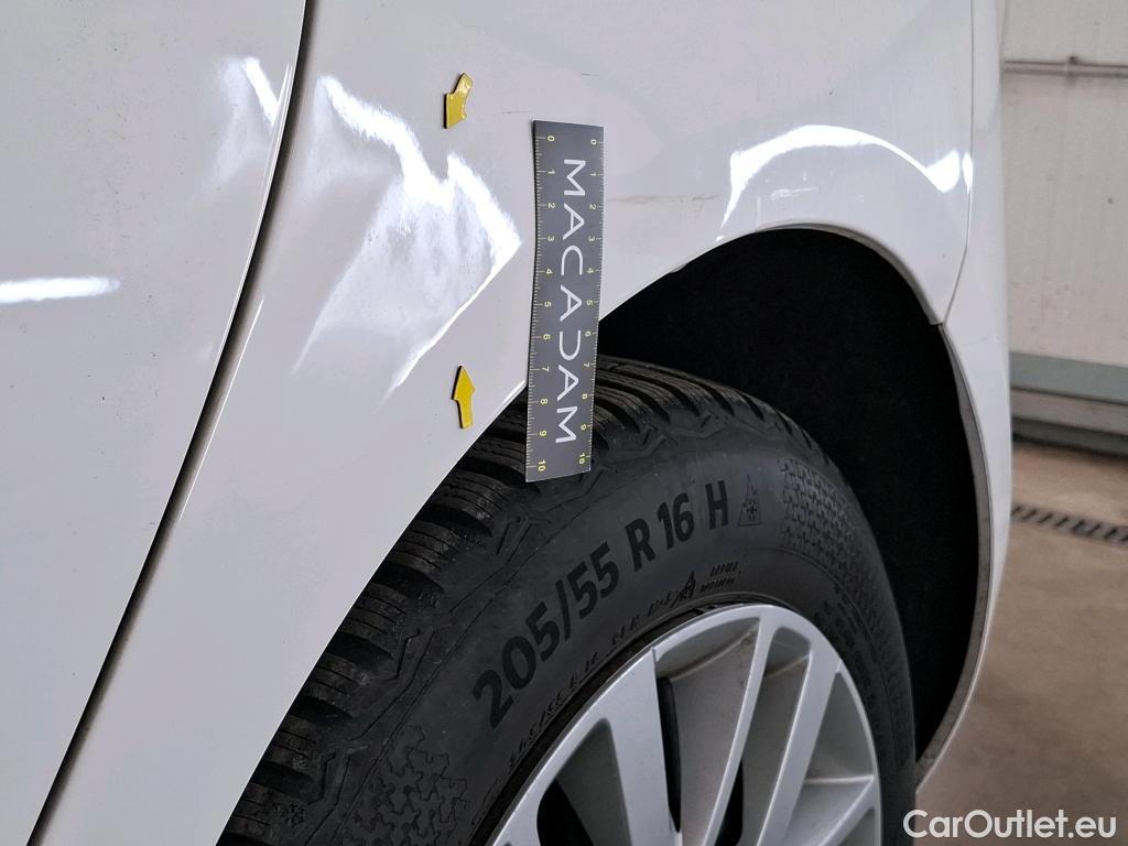  Peugeot  308  Premium Pack 1.5 HDI 100CV BVM6 E6dT #2