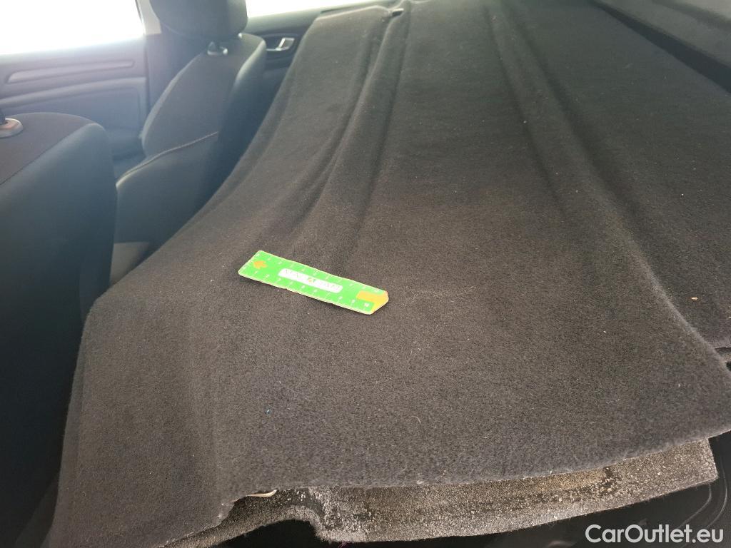  Renault  Megane  IV Berline 5pt. Société Air Nav 1.5 dCi 90CV BVM6 E6 #25