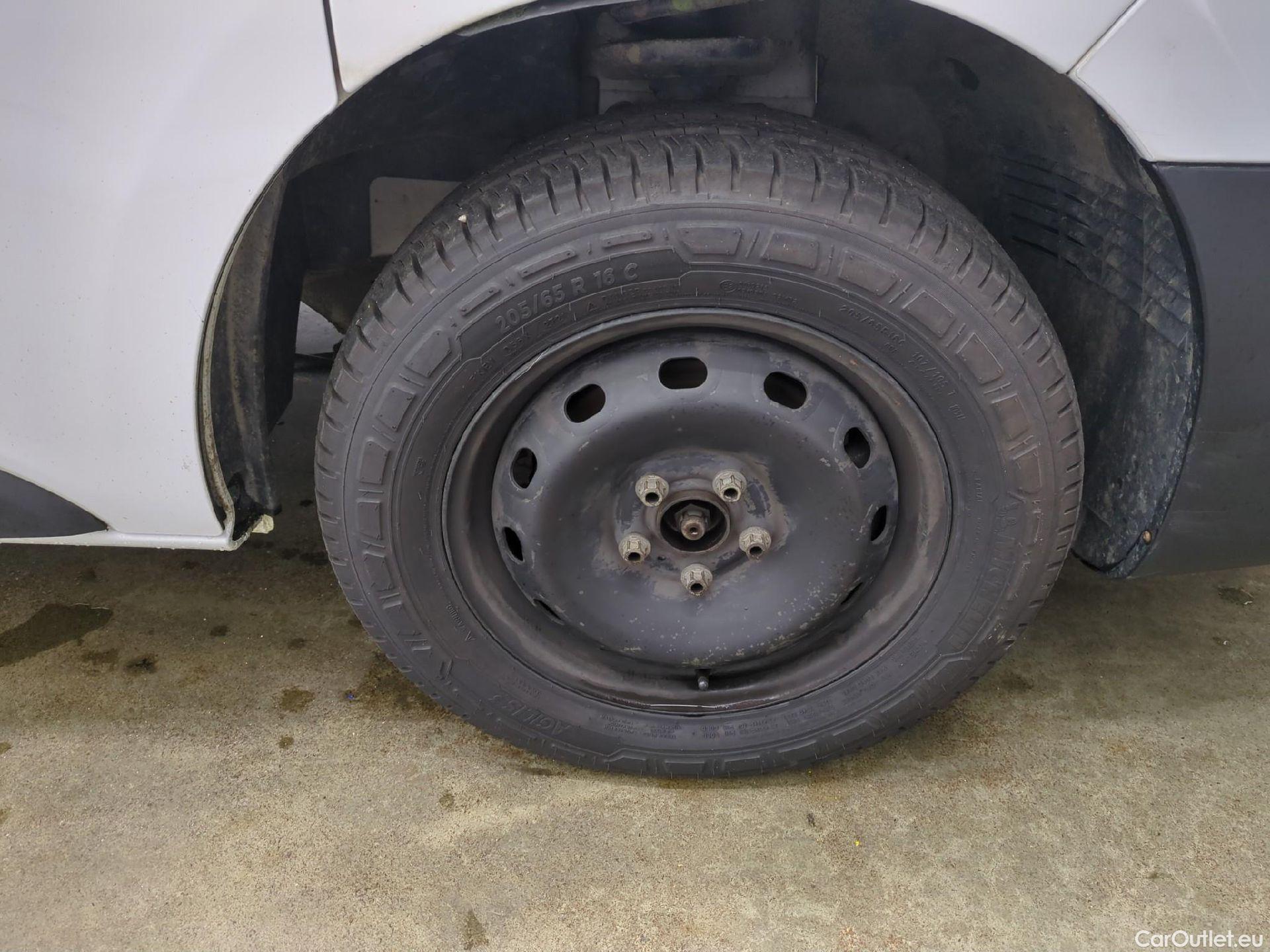  Renault  Trafic  Furgon Grand Confort L1H1 1000 1.6 dCi 120CV BVM6 E6 #4