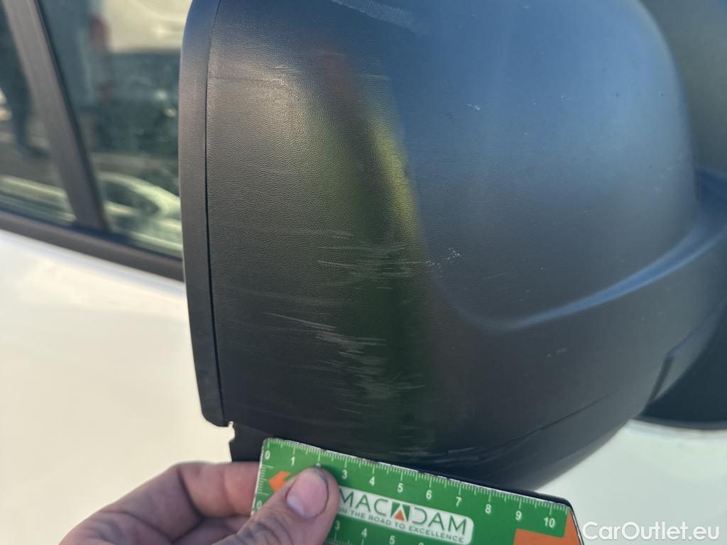  Renault  Trafic RENAULT  / 2019 / 4P / Fourgon tole FG GCF L1H1 1000 dCi 120 #48