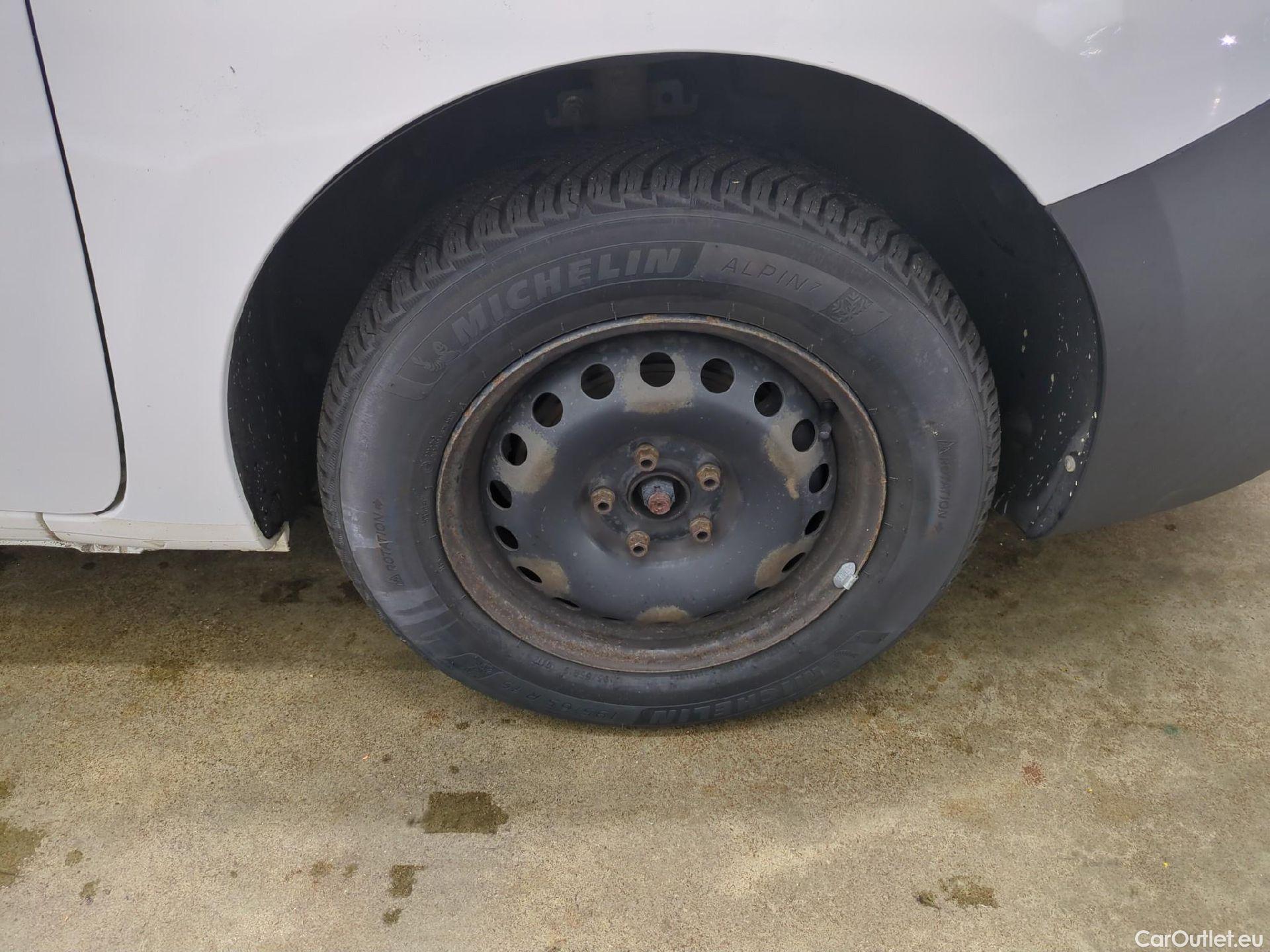  Renault  Kangoo  II Express Extra (Série Spéciale) 1.5 dCi 110CV BVA6 E6 #22