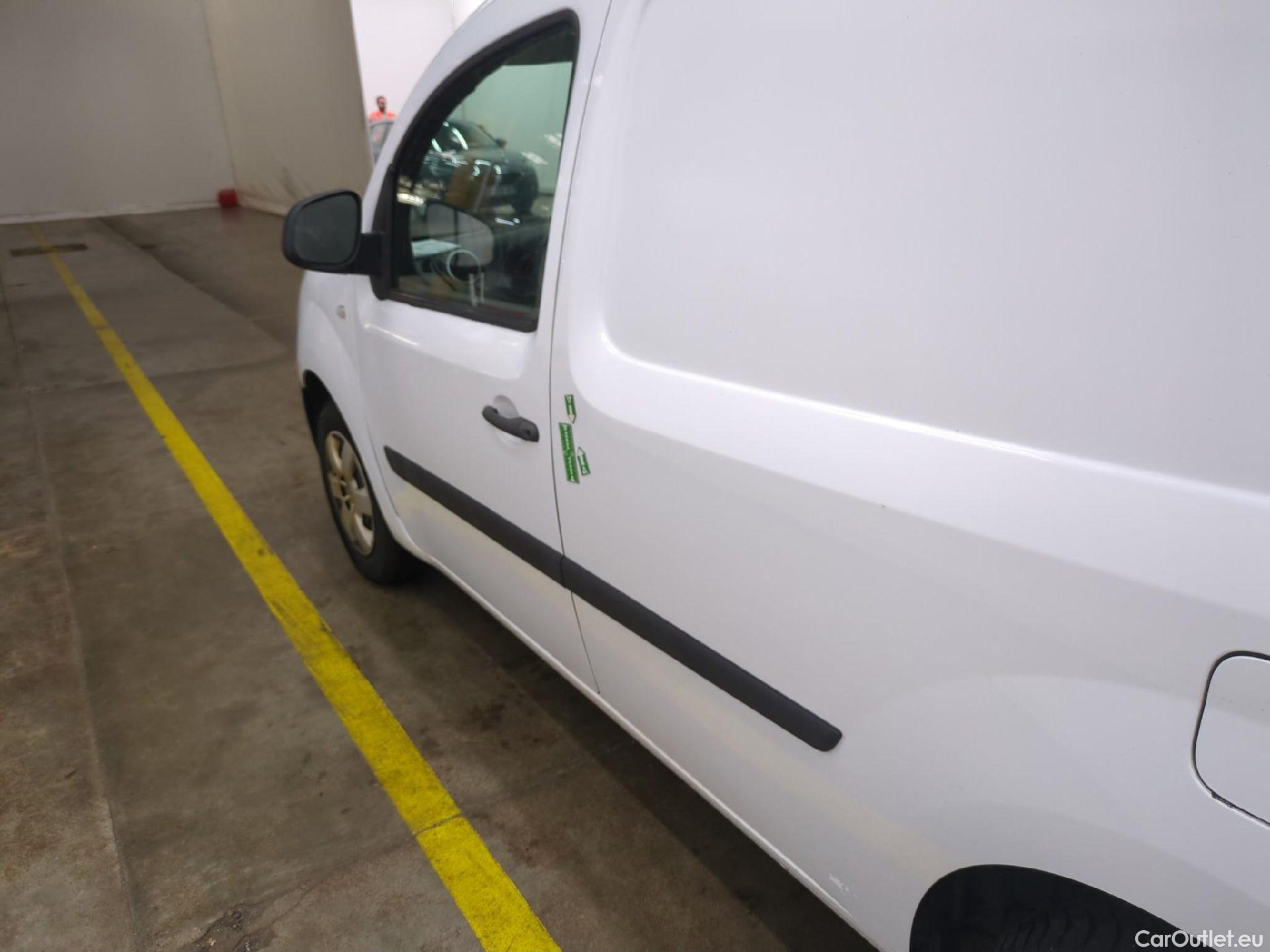  Renault  Kangoo  II Express Extra (Série Spéciale) 1.5 dCi 110CV BVA6 E6 #33