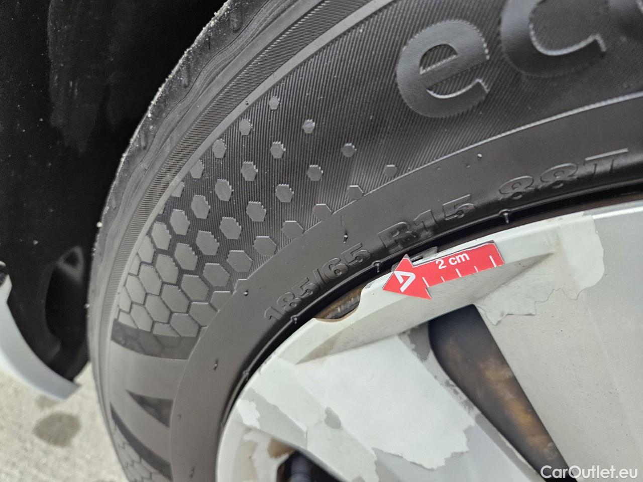  Dacia  Logan 1.0 TCe 90CP Comfort MT6 #7