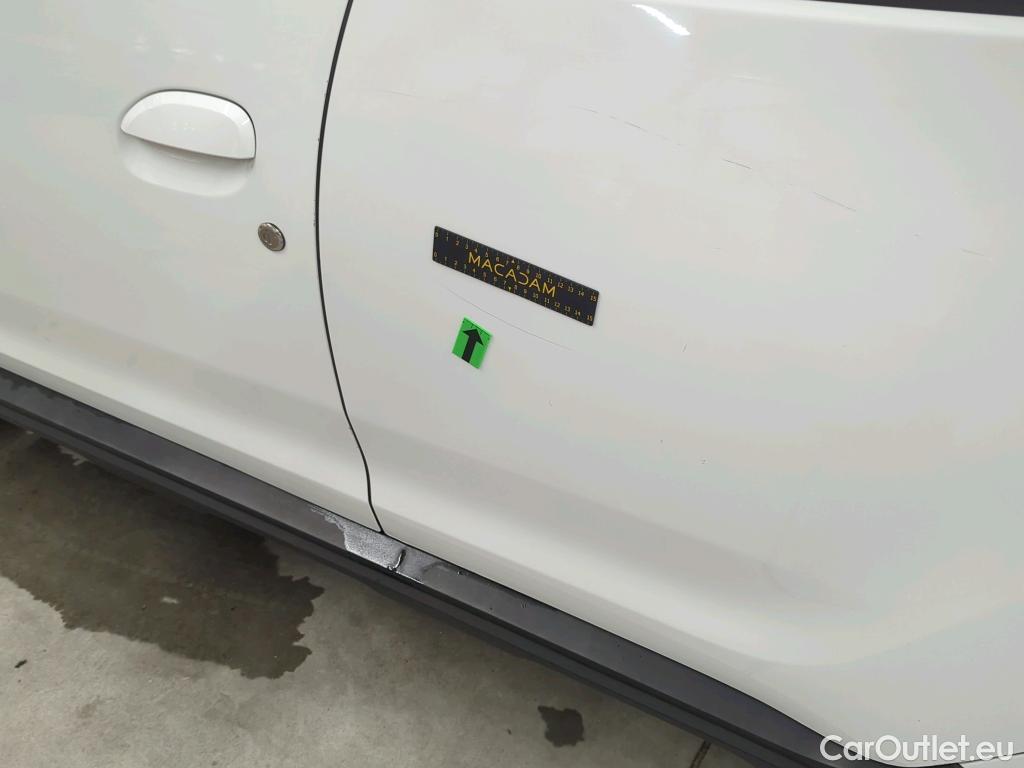  Dacia  Duster 1.5 Blue dCi 115CP Comfort 4WD #33