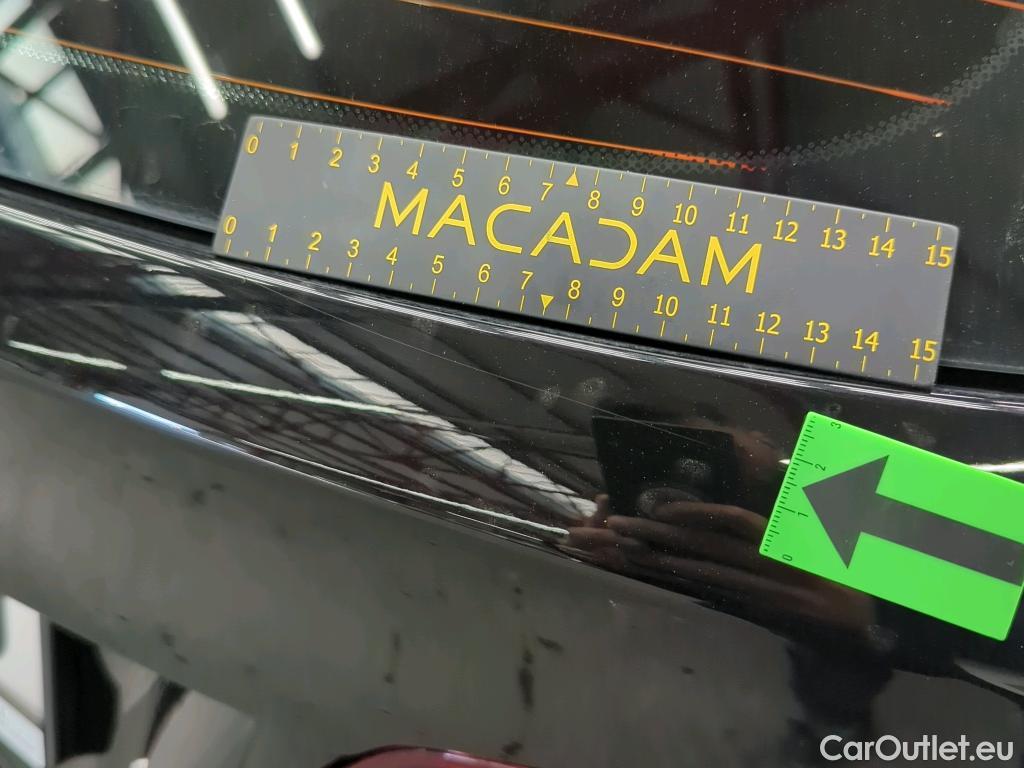  Bmw  Serie 2 1.5 216d Advantage #9