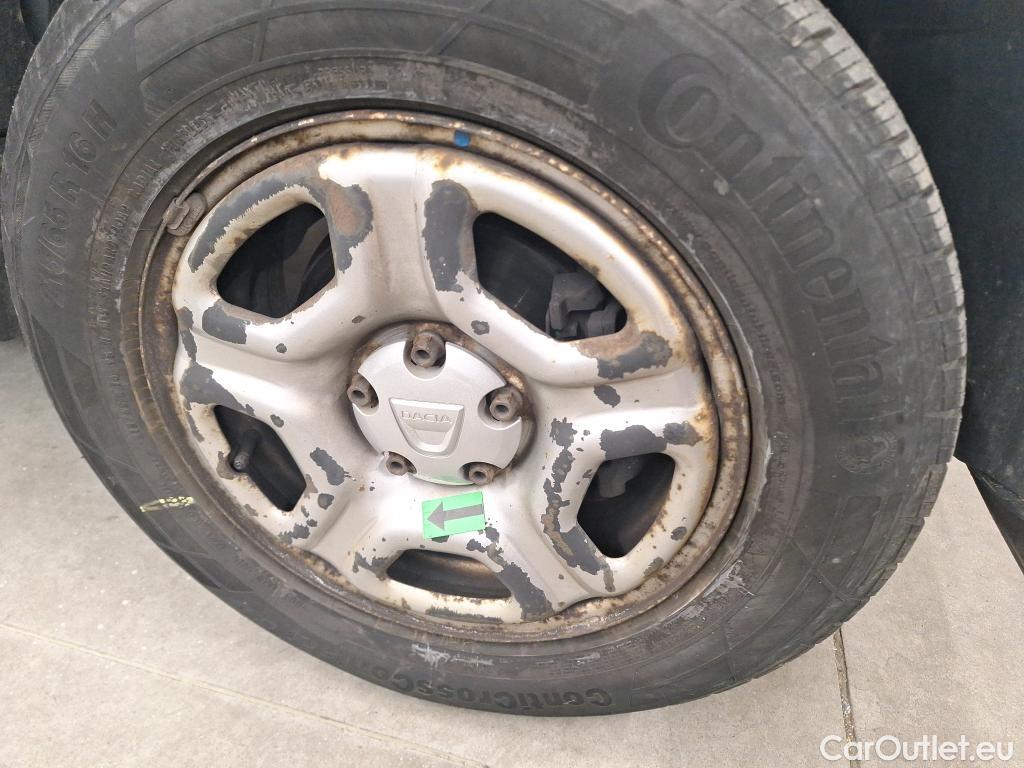  Dacia  Duster 1.5 Blue dCi 115CP Comfort 4WD #21