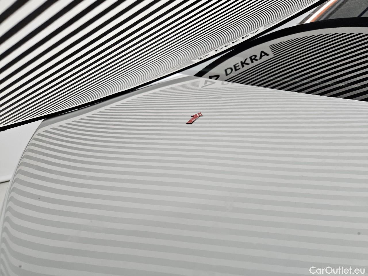  Dacia  Logan 1.0 TCe 90CP Comfort MT6 #21