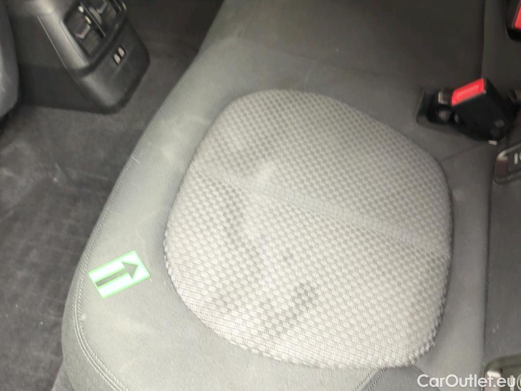  Bmw  Serie 2 1.5 216d Advantage #19