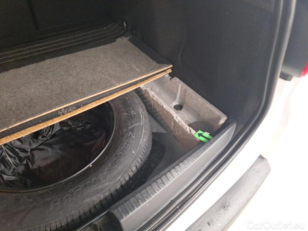  Dacia  Duster 1.5 Blue dCi 115CP Comfort 4WD #11