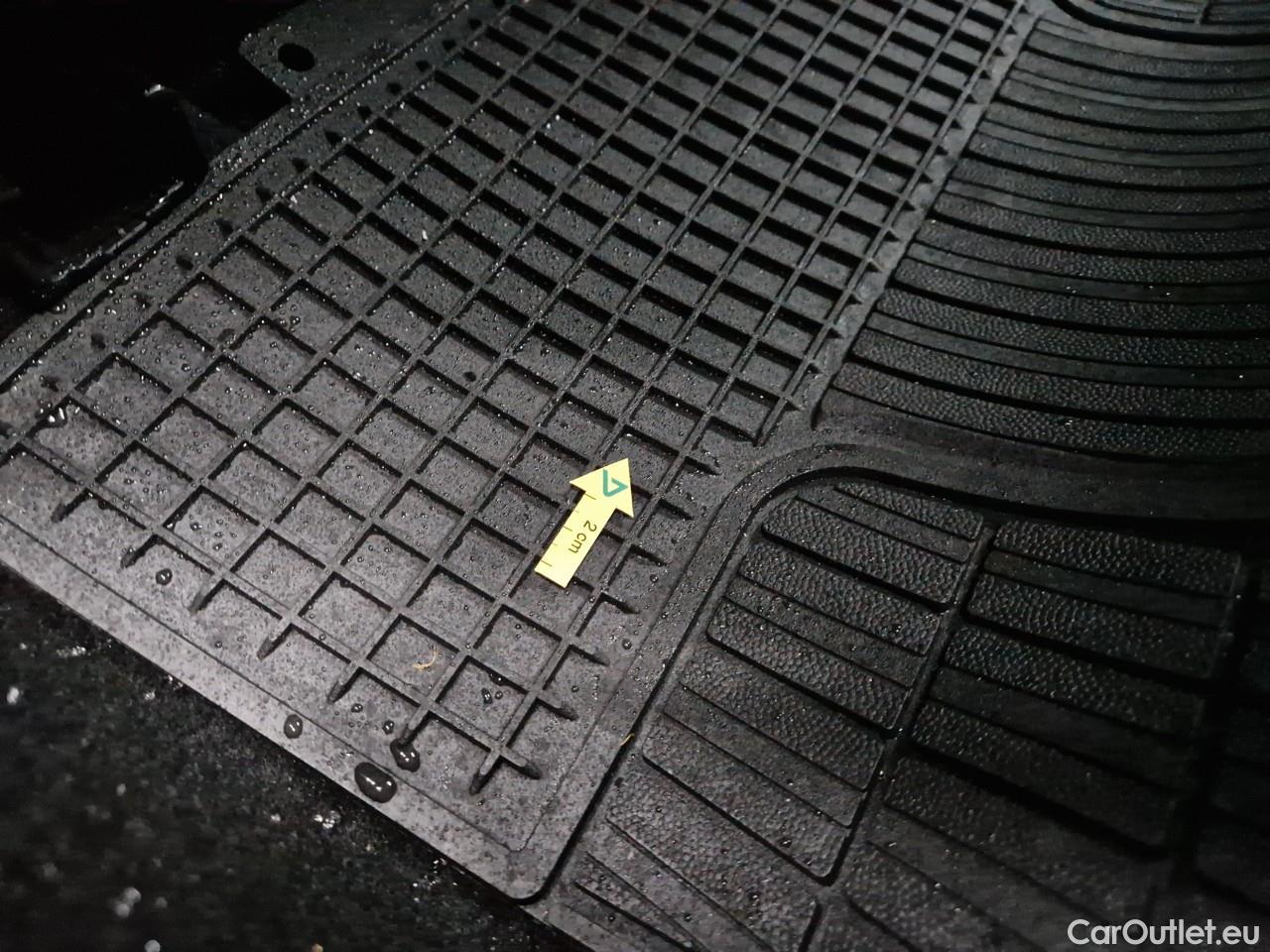  Renault  Clio 1.0 TCe 90CP Life #28