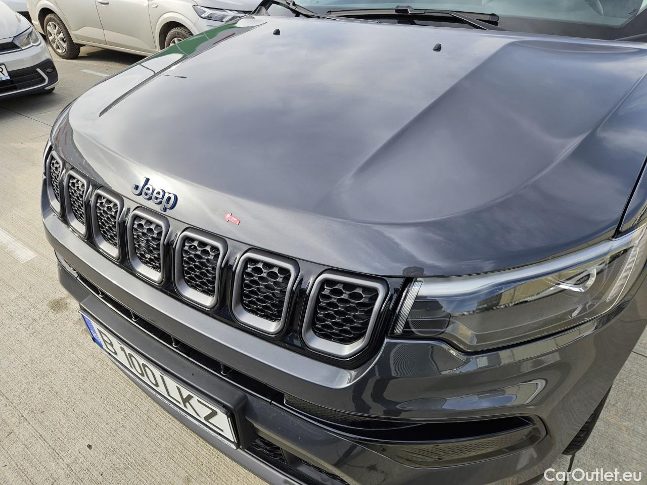  Jeep  Cherokee 1.3 T PHEV 240 CP Summit AT6 4xe #16