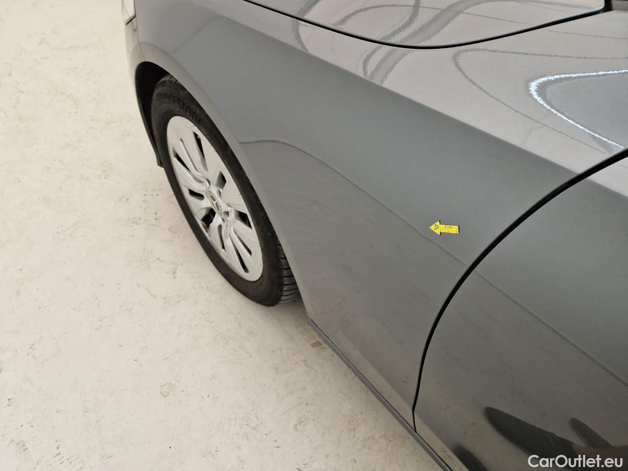  Mercedes  C-Klasse C 220 d 4MATIC #4