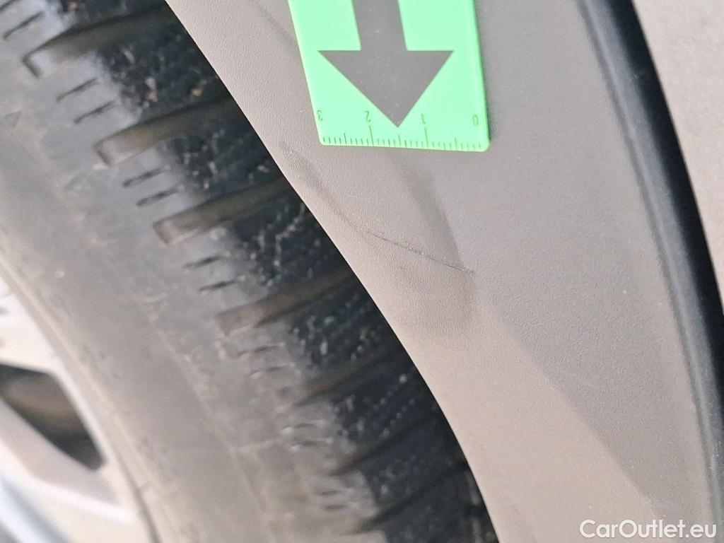  Peugeot  2008 1.2 PureTech 130CP Active Auto STT #48