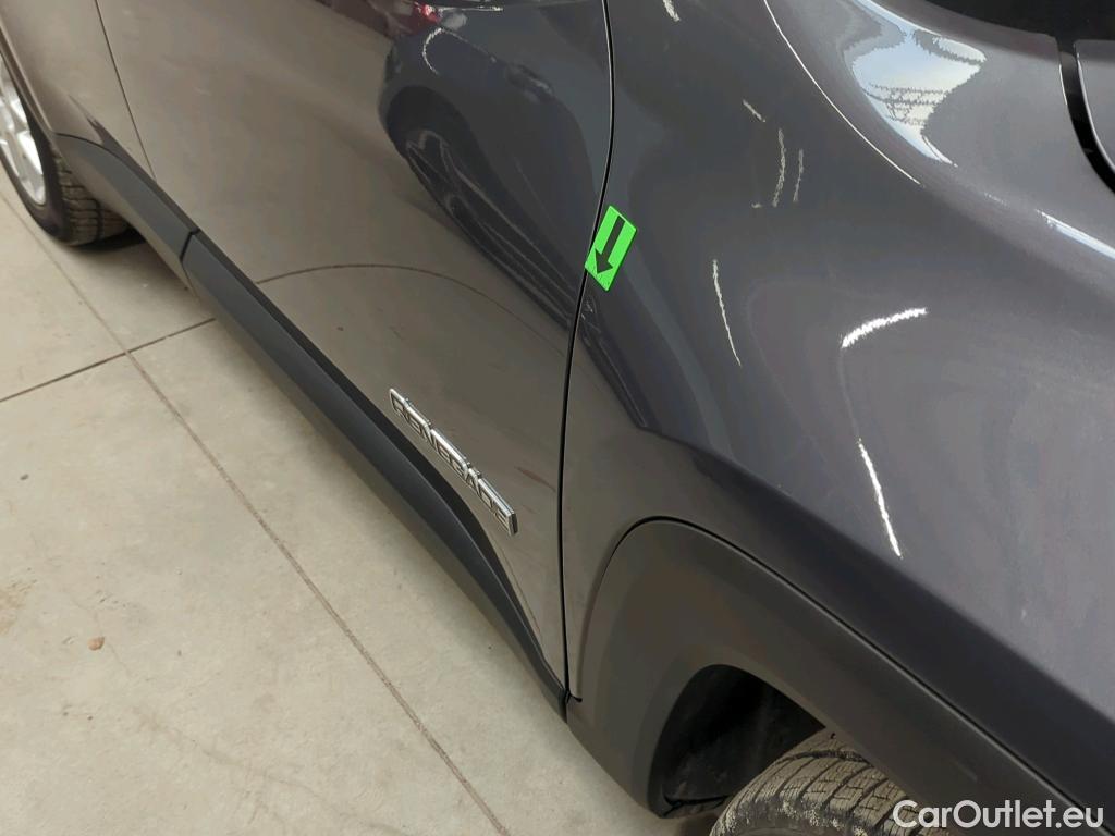  Jeep  Patriot 1.5 MHEV 130 CP Limited DDCT6 4x2 #17