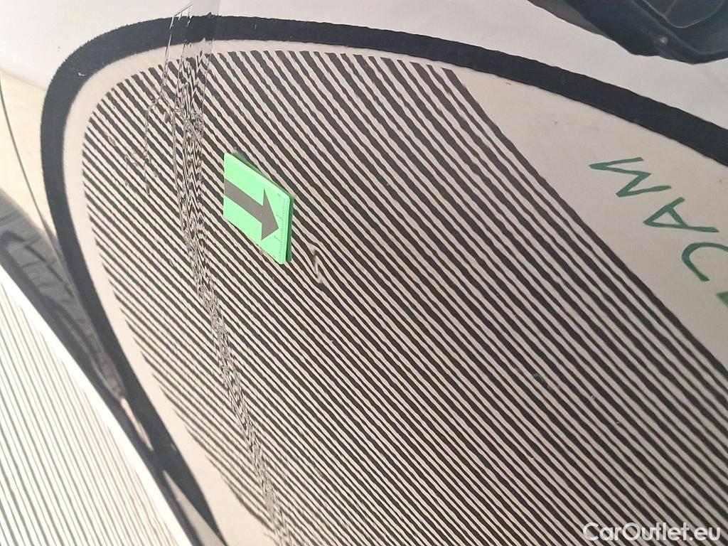  Mercedes  GLC  200 4MATIC #8