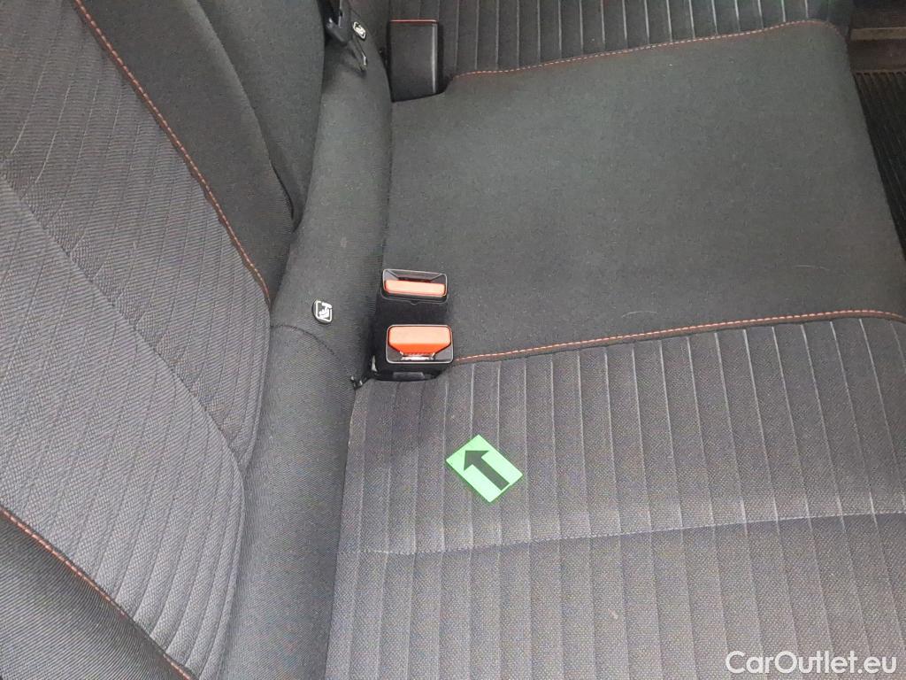  Peugeot  2008 1.2 PureTech 130CP Active Auto STT #28