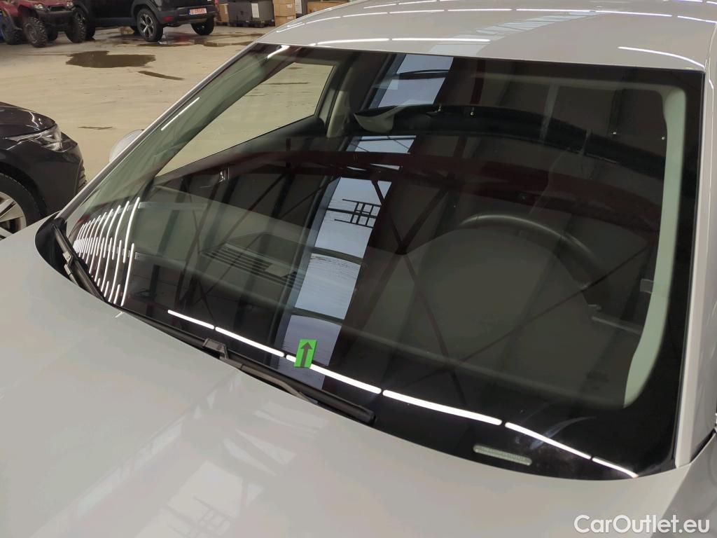  Skoda  Superb 2.0 TDI 150CP Ambition DSG #8