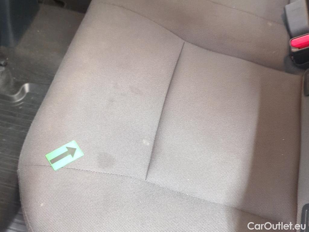  Toyota  Corolla 1.8 Hybrid Dynamic HSD E-CVT #24