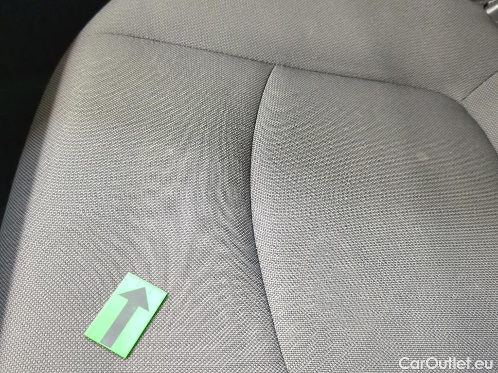  Toyota  Corolla 1.8 Hybrid Dynamic HSD E-CVT #28