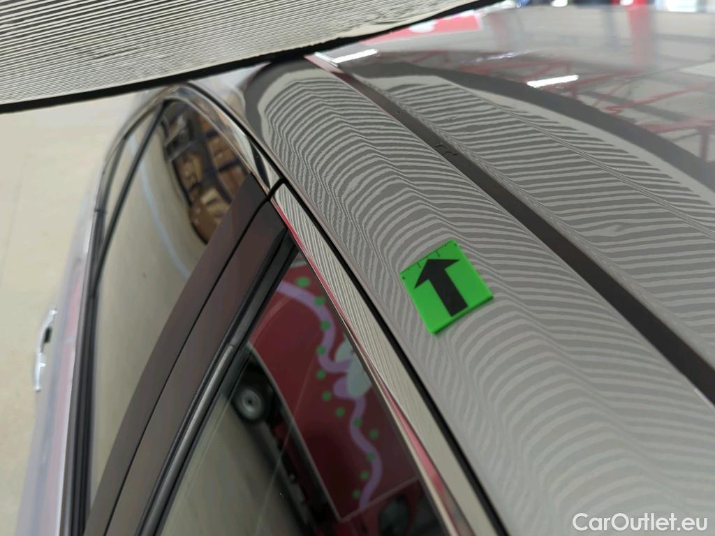  Toyota  Corolla 1.8 Hybrid Dynamic HSD E-CVT #22