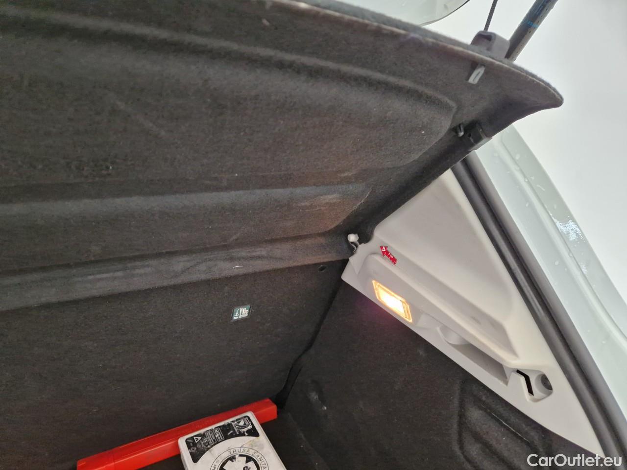  Renault  Clio 1.0 TCe 90CP Life #28