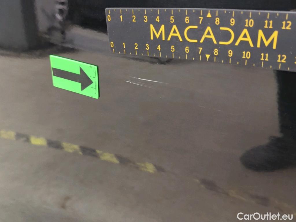  Toyota  Corolla 1.8 Hybrid Dynamic HSD E-CVT #14