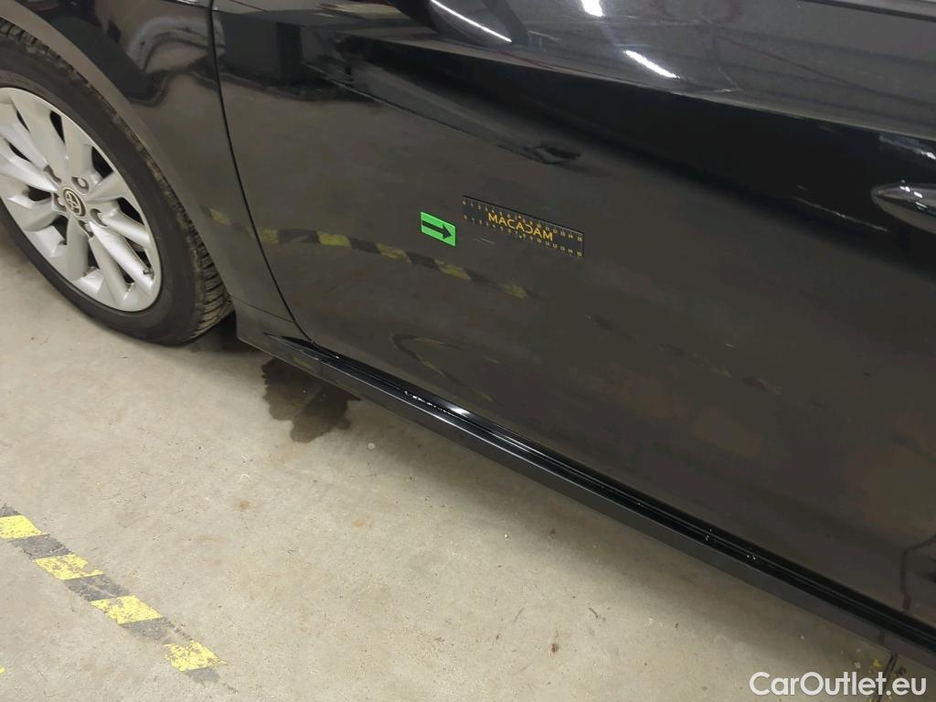  Toyota  Corolla 1.8 Hybrid Dynamic HSD E-CVT #13