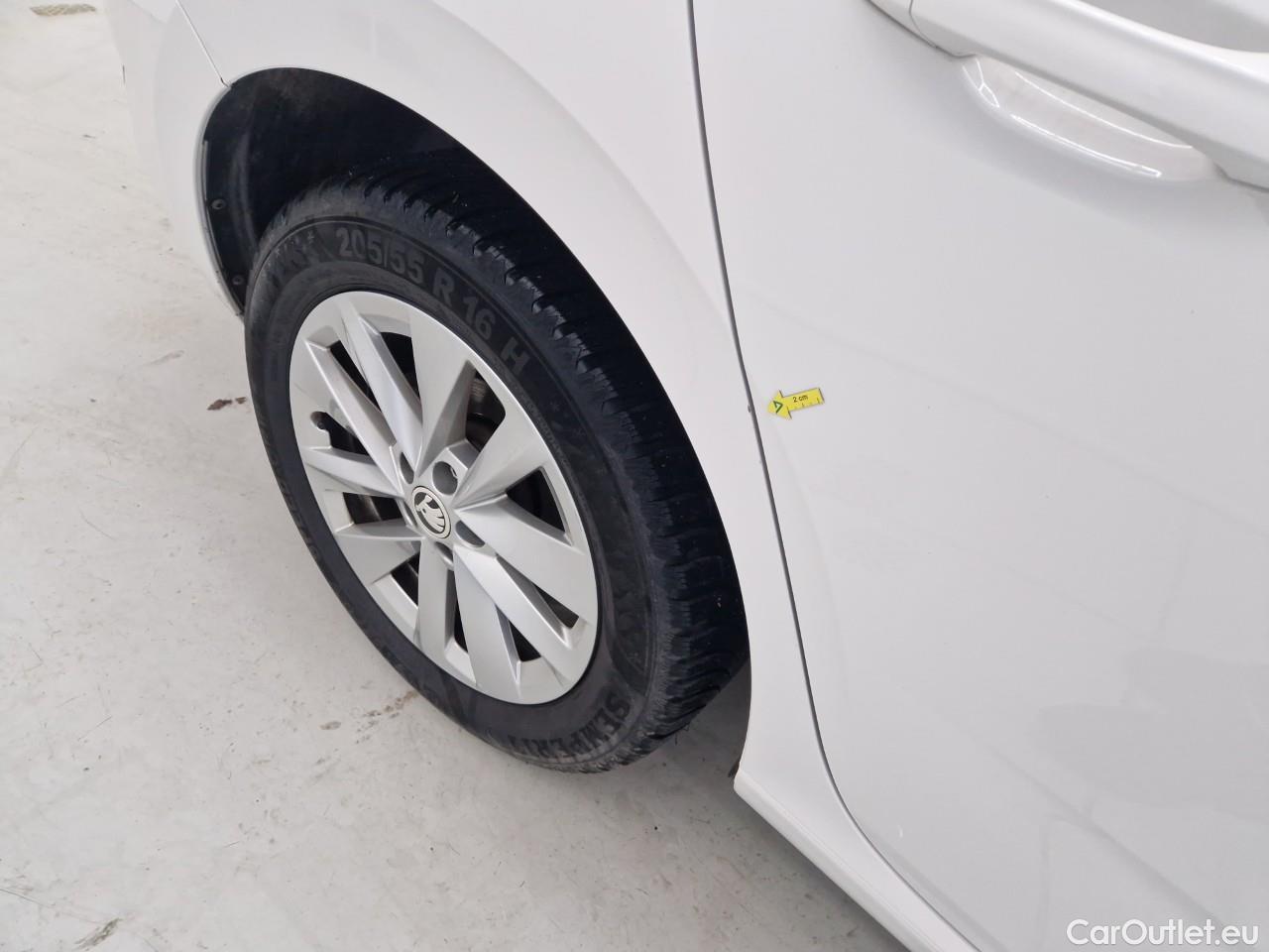  Skoda  Scala 1.0 TSI Style #24