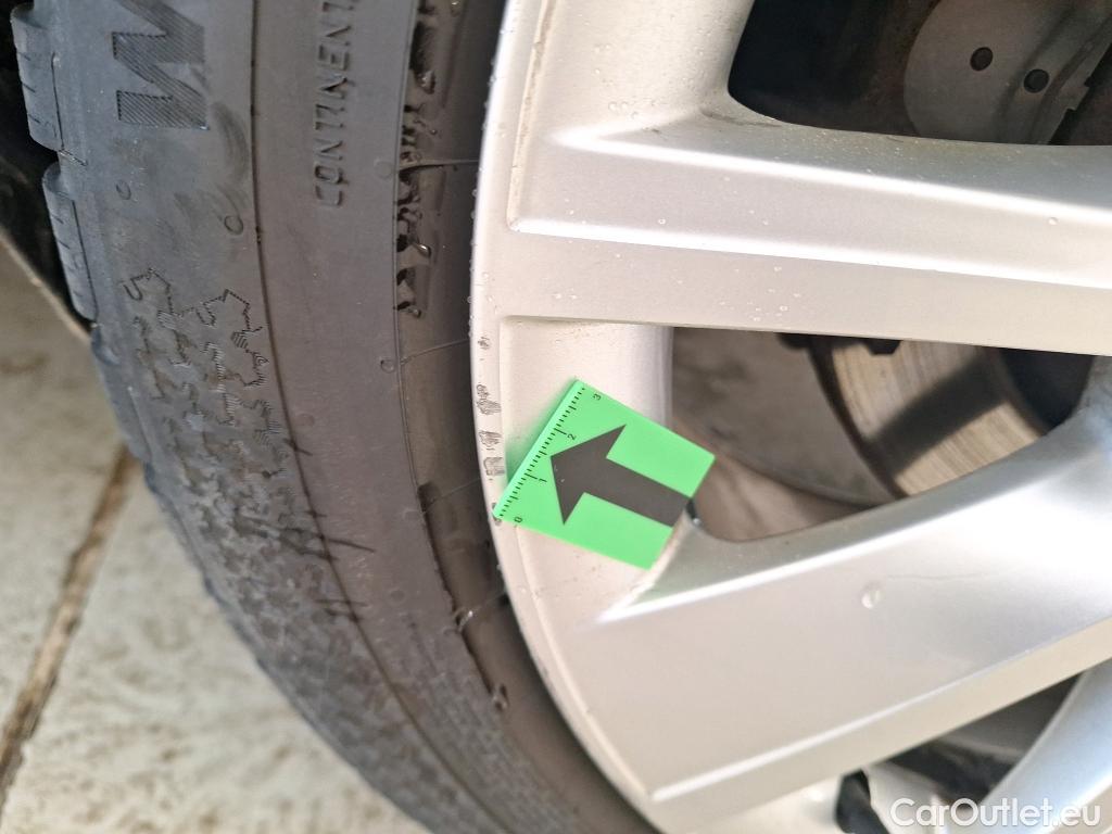  Skoda  Superb 2.0 TSI 280CP Scout Combi DSG 4x4 #14